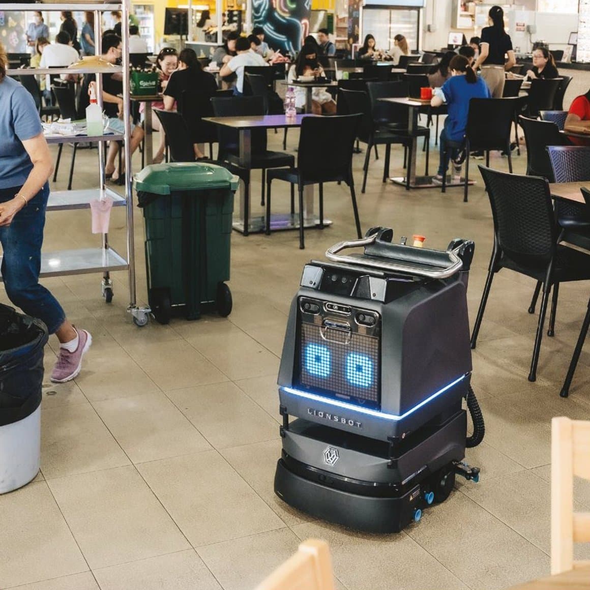 Lionsbot R3 gólfþvottaþjarkur 3