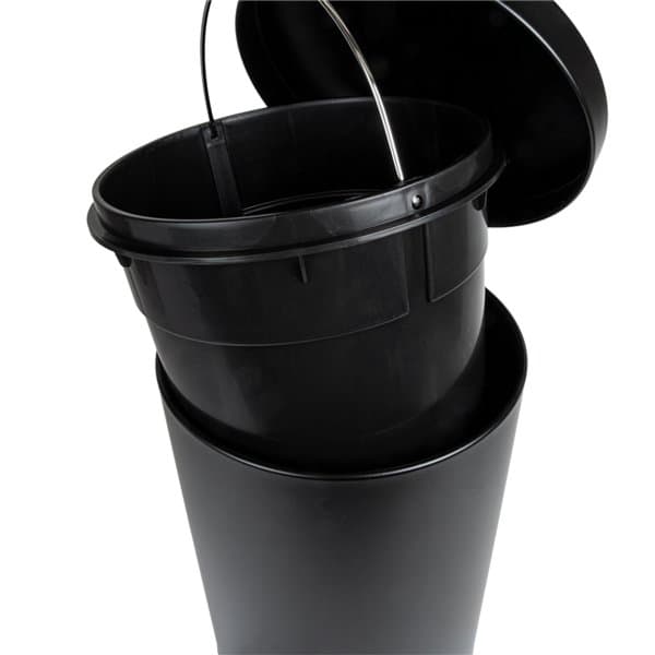 Fata með fótstigi 12l málm/svört  3