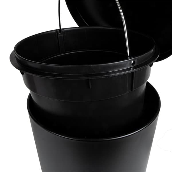 Fata með fótstigi 20l málm/svört 3