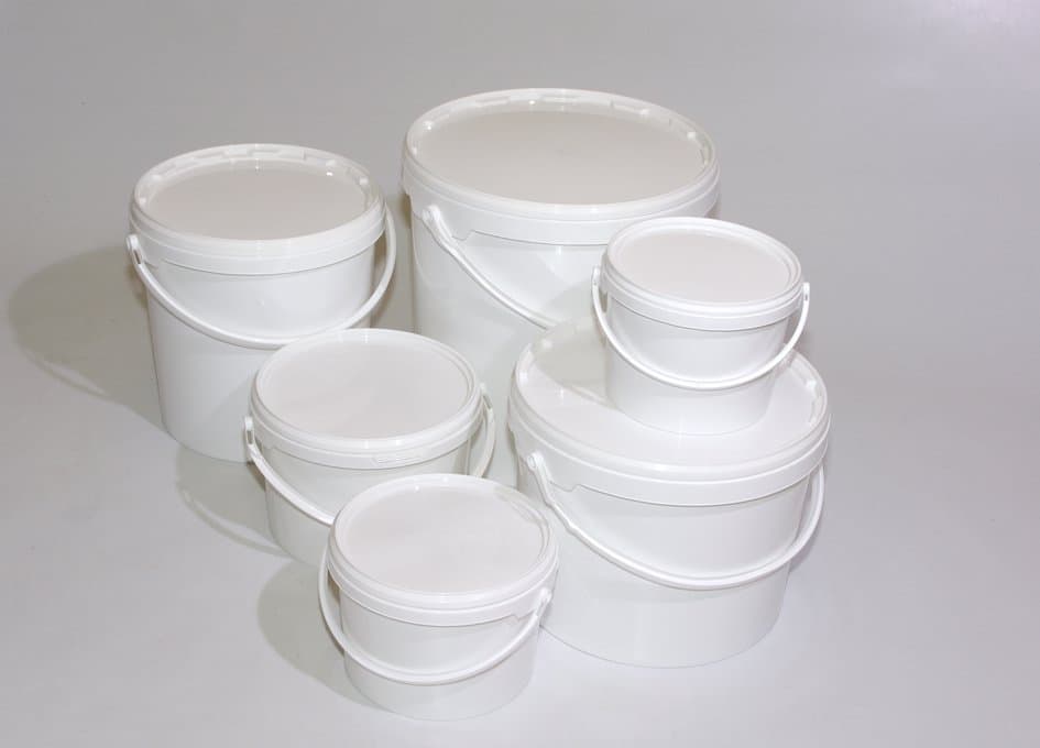 Plastfata með loki 1,2l 2