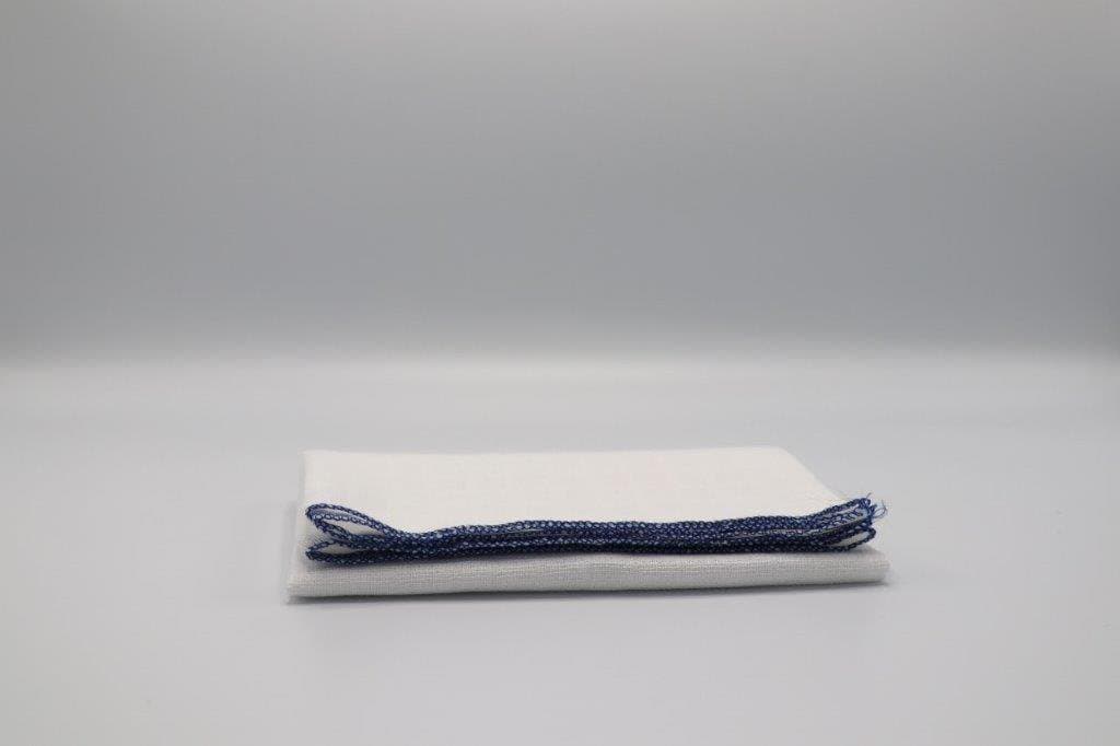 Taubleiur 70x70cm 6 stykki með bláum saum 1
