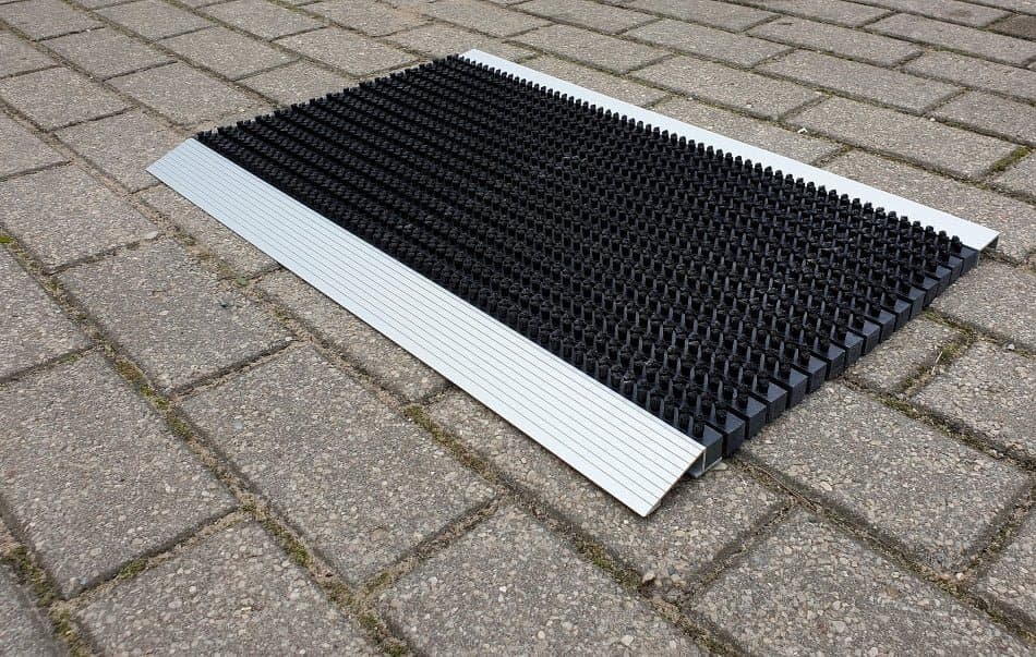 ABI burstamotta 78,5 x 47,5 cm svört 6