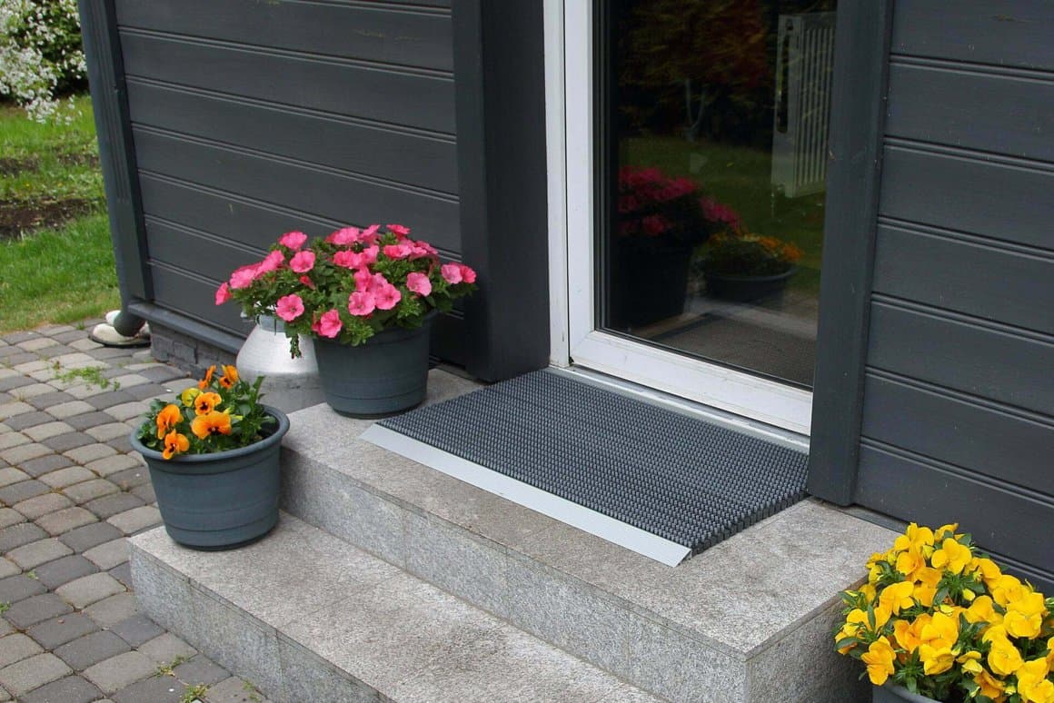 ABI burstamotta 78,5 x 47,5 cm svört 7