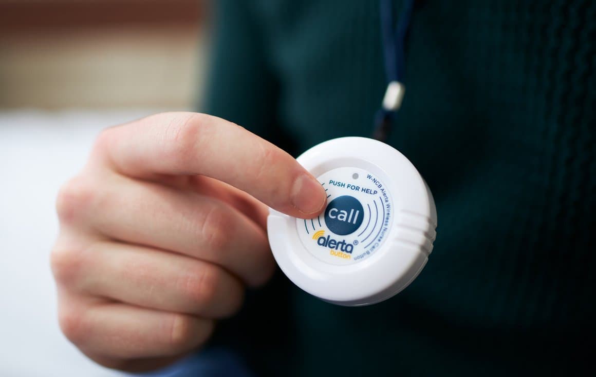 Alerta Wireless Nurse Call Button 2